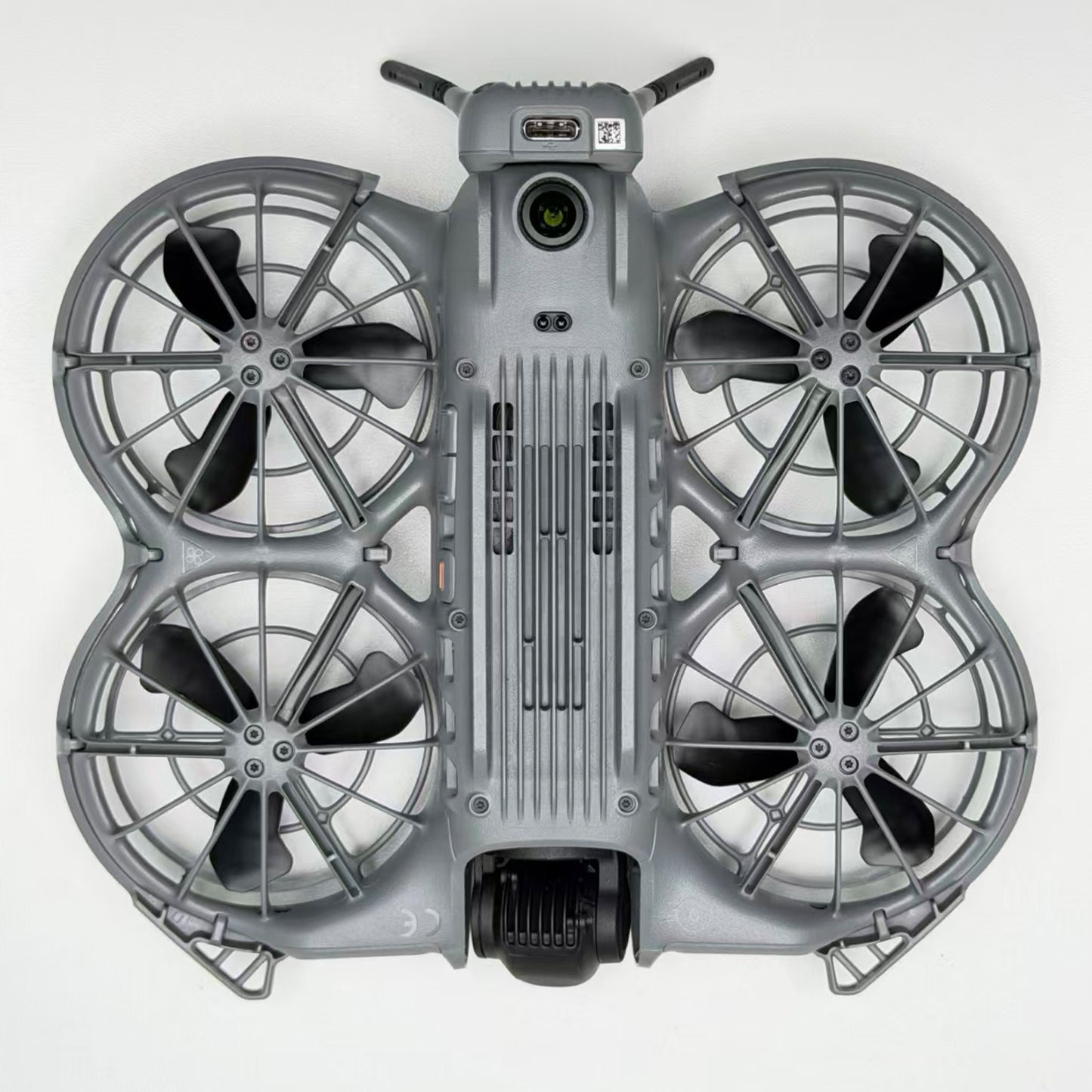 Prenez le contrôle du ciel en un geste avec le DJI Neo 2 Fly More Combo – Filmez en 4K, sans effort, comme un pro dès le premier vol !